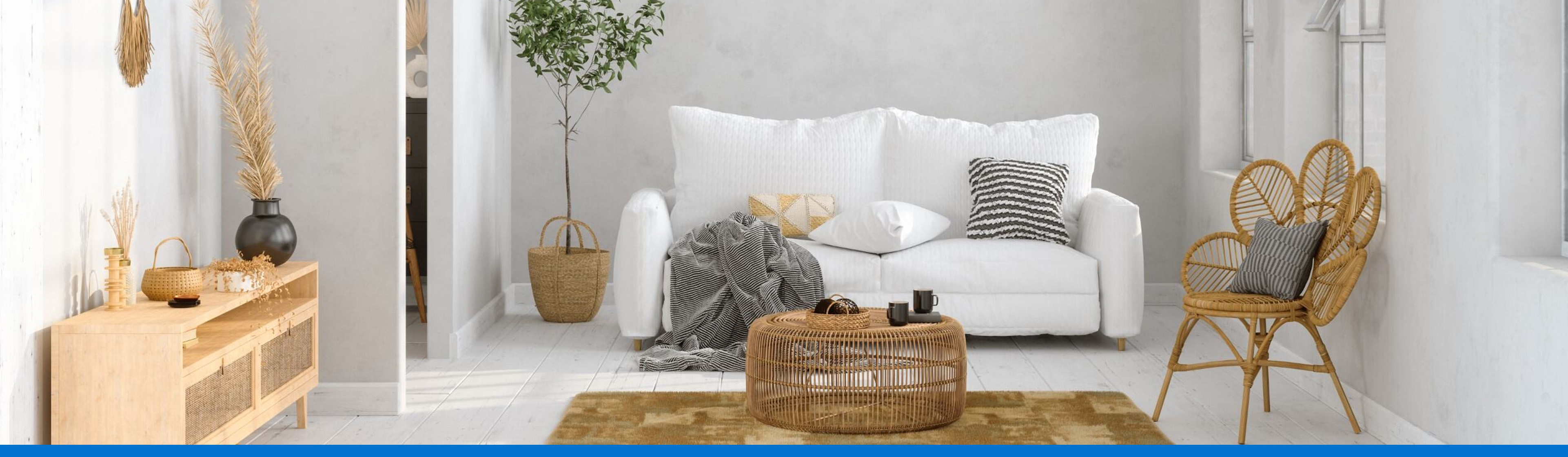 Sala pequeña decorada con muebles compactos