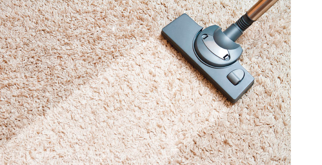 Aprende cómo limpiar la alfombra si no tienes aspiradora