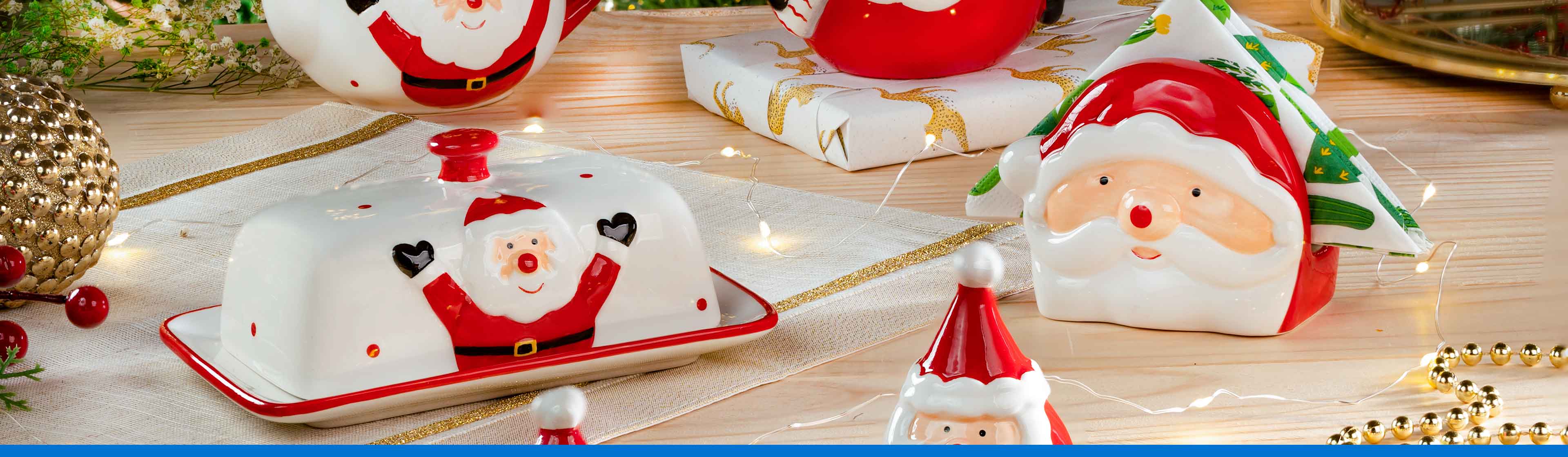 Elementos navideños para decorar la mesa