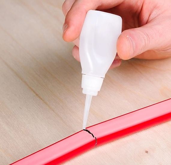 Pegamentos para plásticos